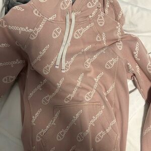 light pink champion hoodie, used like brand new, size small